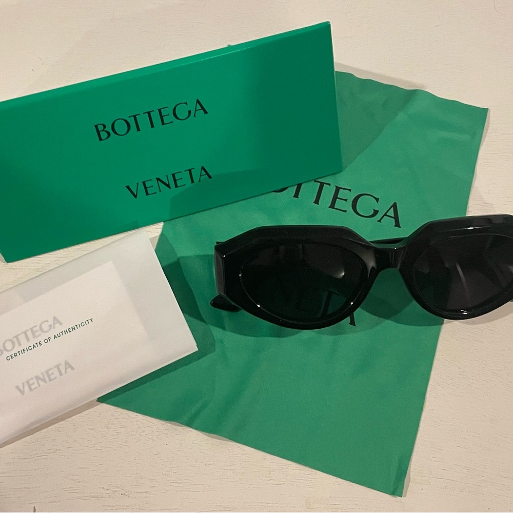 Bottega Veneta 52MM Oval Black Sunglasses